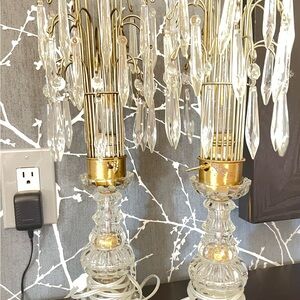 Elegant Hollywood Regency style waterfall glass prism/teardrop table lamps